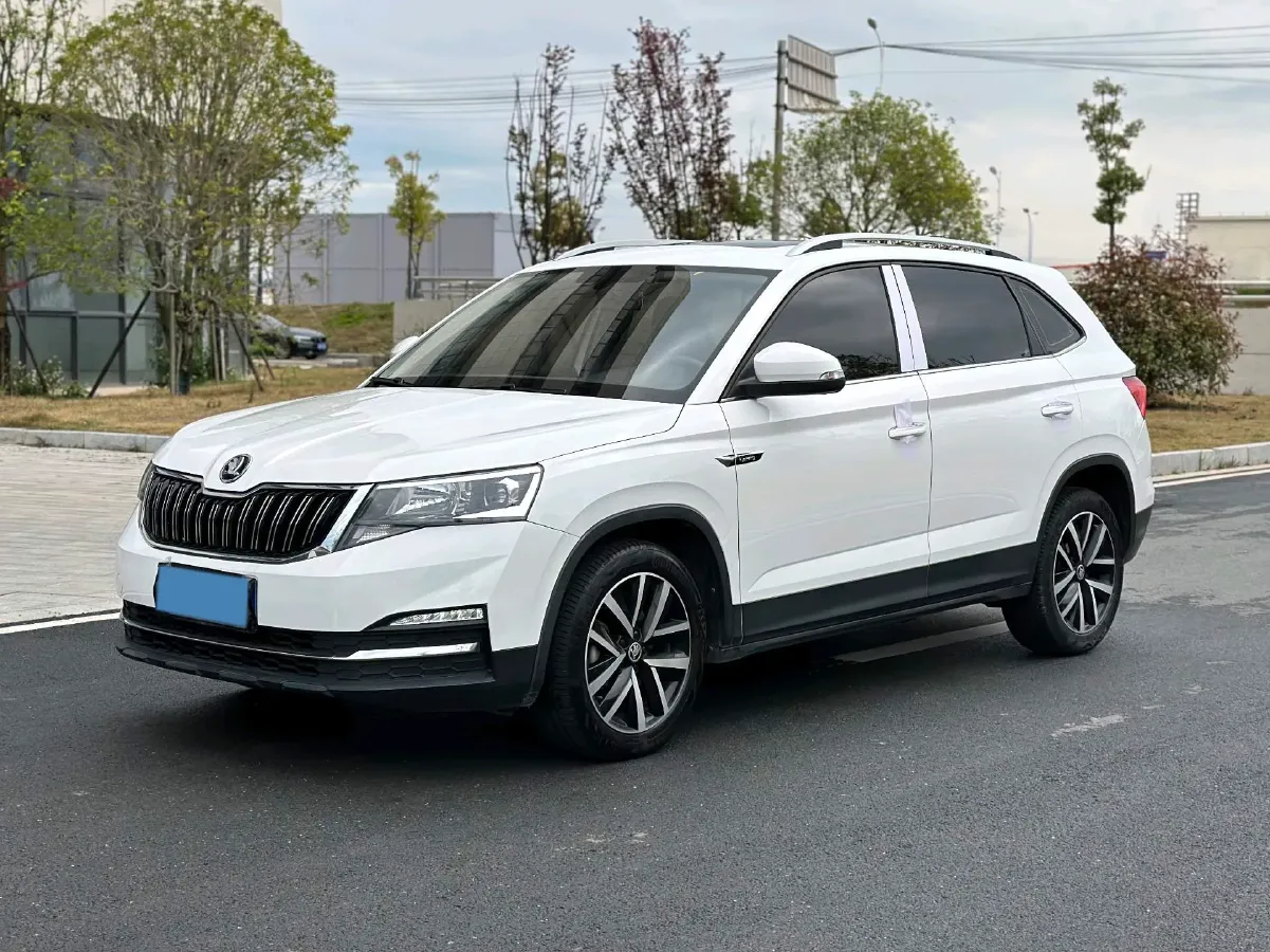 2020 Skoda Kamiq 1.5L 112HP L4 6AT,autocango,china used car exporter,china ev exporter,chinese used car exporter,chinese used ev exporter