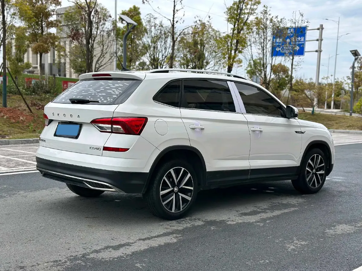 2020 Skoda Kamiq 1.5L 112HP L4 6AT,autocango,china used car exporter,china ev exporter,chinese used car exporter,chinese used ev exporter
