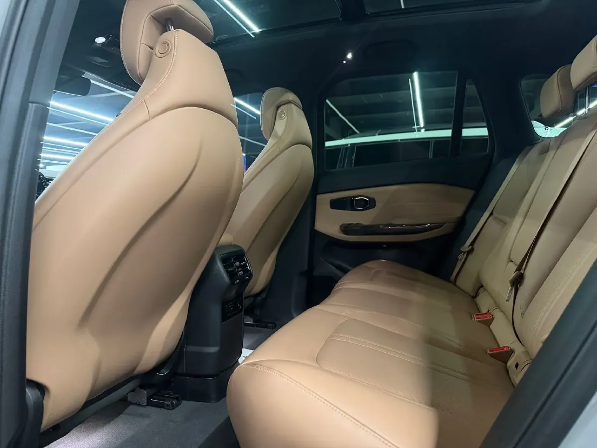 2020 NIO ES6 BEV 70KWH,autocango,china used car exporter,china ev exporter,chinese used car exporter,chinese used ev exporter