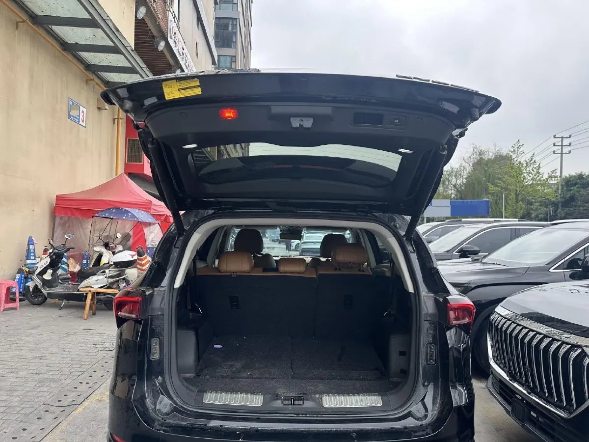 2021 Jetour X70 Plus 1.6T 197HP L4 7DCT,autocango,china used car exporter,china ev exporter,chinese used car exporter,chinese used ev exporter