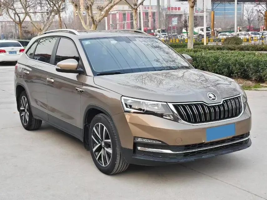2018 Skoda Kamiq 1.5L 112HP L4 5MT,autocango,china used car exporter,china ev exporter,chinese used car exporter,chinese used ev exporter