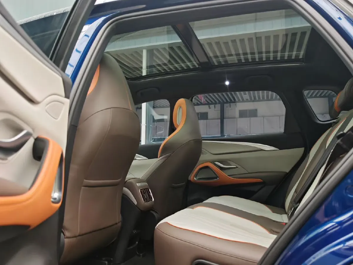 2022 Geely JiaJi 1.5T 177HP L3 7DCT PHEV 15.5KWH,autocango,china used car exporter,china ev exporter,chinese used car exporter,chinese used ev exporter