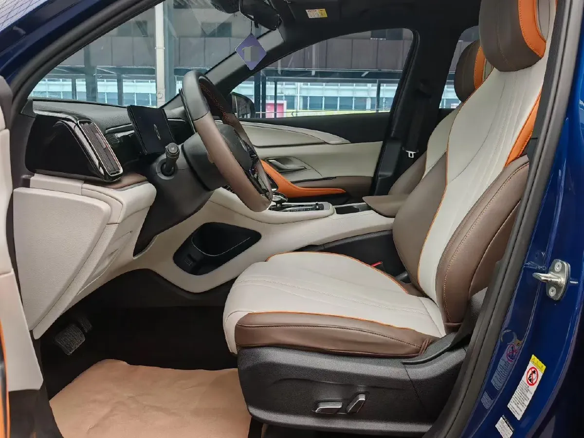 2022 Geely JiaJi 1.5T 177HP L3 7DCT PHEV 15.5KWH,autocango,china used car exporter,china ev exporter,chinese used car exporter,chinese used ev exporter