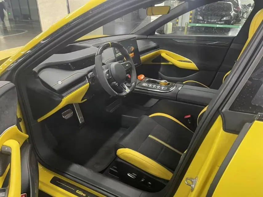 2025 MI SU7 Ultra BEV 93.7KWH,autocango,china used car exporter,china ev exporter,chinese used car exporter,chinese used ev exporter