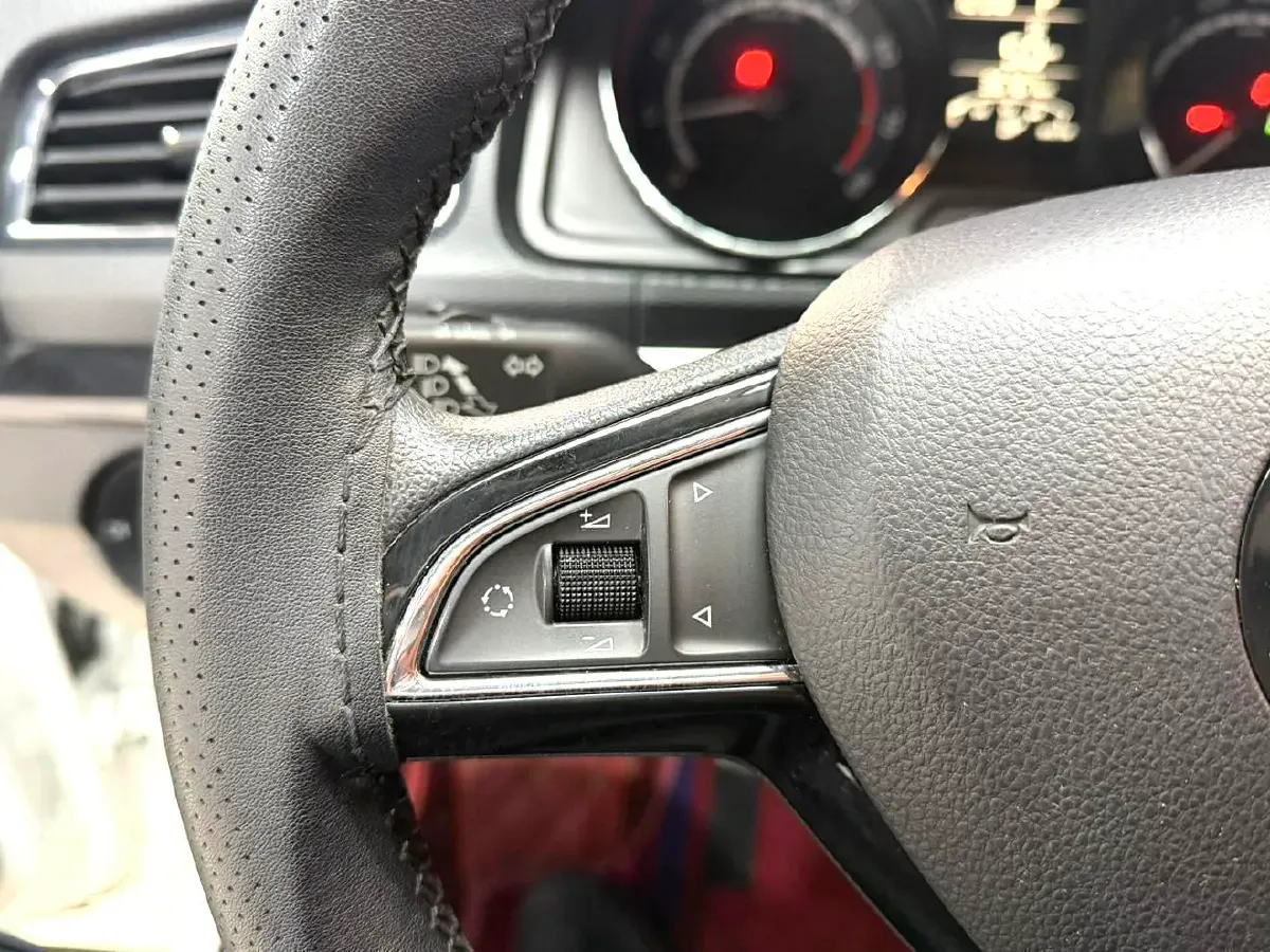 2023 Skoda Kamiq 1.5L 112HP L4 6AT,autocango,china used car exporter,china ev exporter,chinese used car exporter,chinese used ev exporter