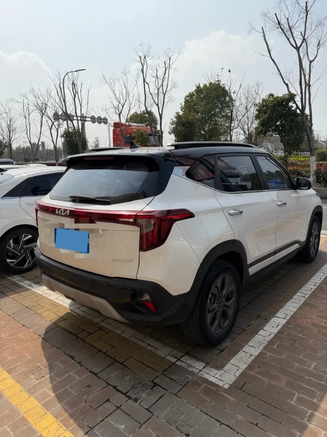 2023 Kia Seltos 1.5L 115HP L4 CVT,autocango,china used car exporter,china ev exporter,chinese used car exporter,chinese used ev exporter