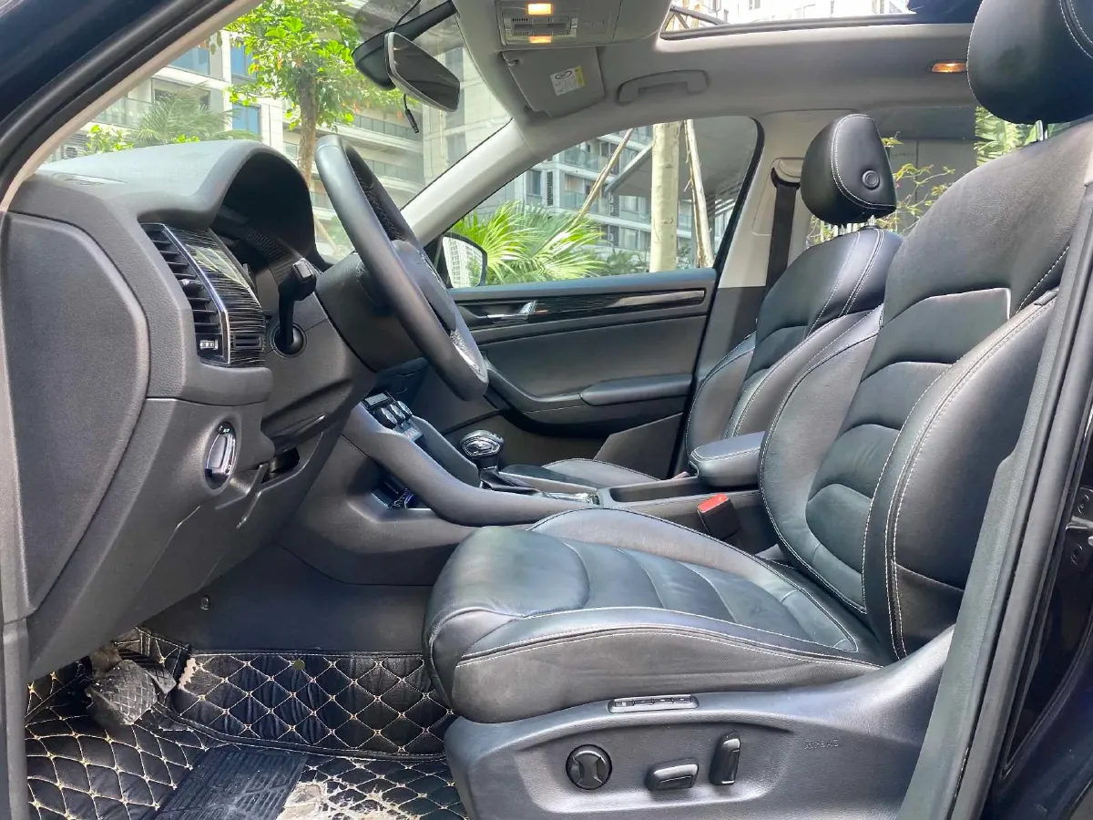 2020 Skoda Kodiak 2.0T 186HP L4 7DCT,autocango,china used car exporter,china ev exporter,chinese used car exporter,chinese used ev exporter