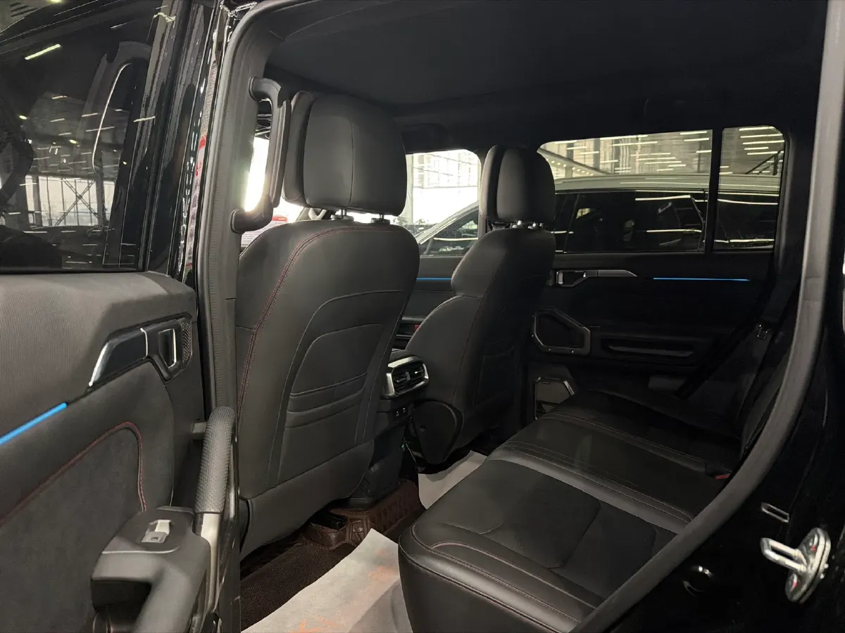 2023 Skoda Kodiak 2.0T 186HP L4 7DCT,autocango,china used car exporter,china ev exporter,chinese used car exporter,chinese used ev exporter