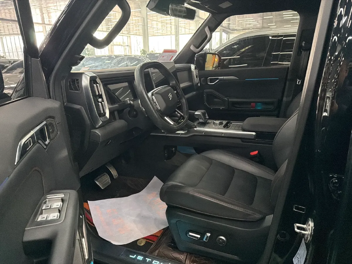 2023 Skoda Kodiak 2.0T 186HP L4 7DCT,autocango,china used car exporter,china ev exporter,chinese used car exporter,chinese used ev exporter