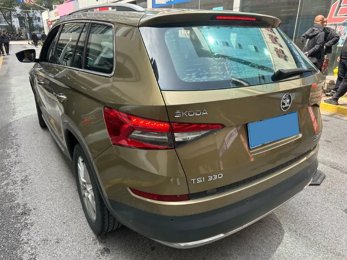 2018 Skoda Kodiak 2.0T 186HP L4 7DCT,autocango,china used car exporter,china ev exporter,chinese used car exporter,chinese used ev exporter