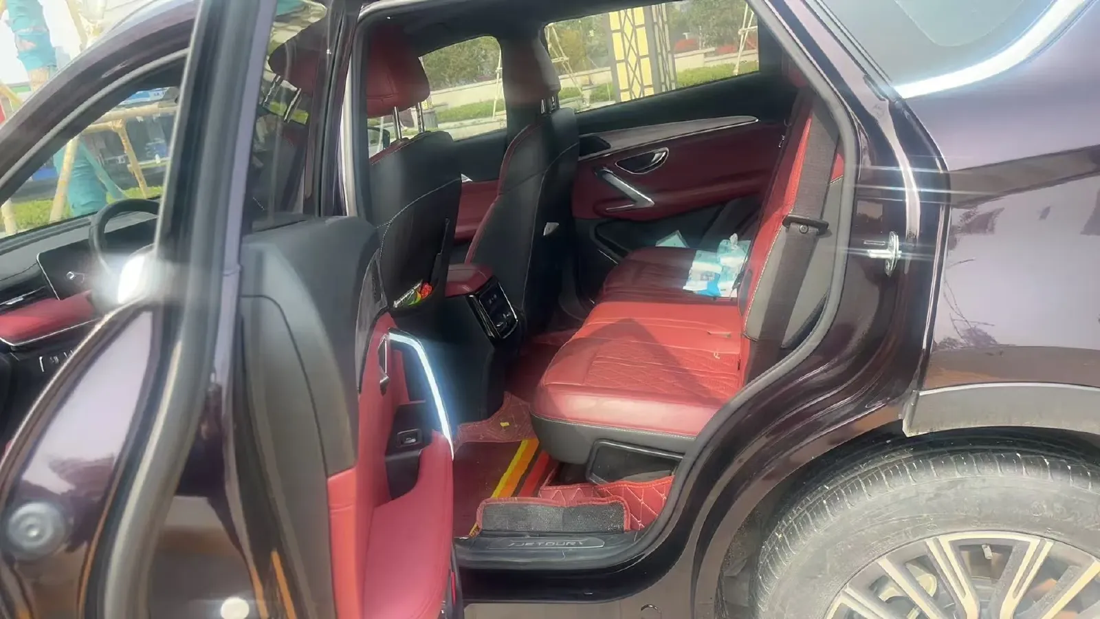 2023 Jetour X70 Plus 1.5T 156HP L4 6DCT,autocango,china used car exporter,china ev exporter,chinese used car exporter,chinese used ev exporter