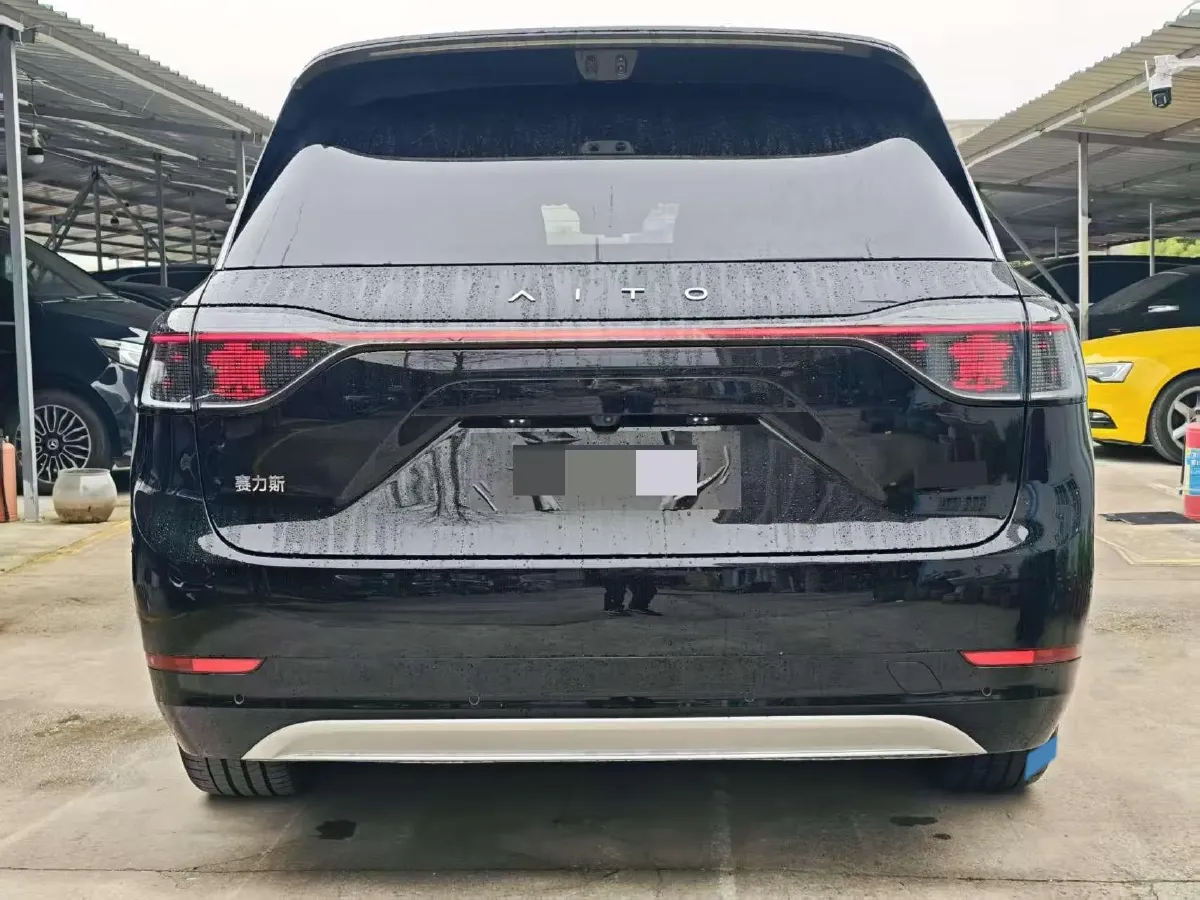 2025 AITO AITO M9 REEV 160HP REEV 52KWH,autocango,china used car exporter,china ev exporter,chinese used car exporter,chinese used ev exporter