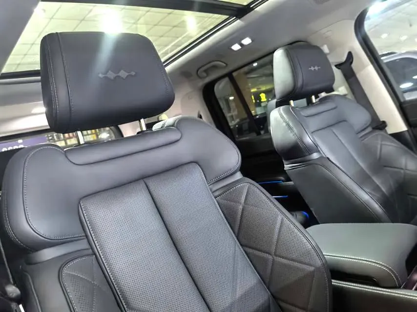 2023 FangChengBao Bao 5 1.5T 194HP L4 E-CVT PHEV 31.8KWH,autocango,china used car exporter,china ev exporter,chinese used car exporter,chinese used ev exporter