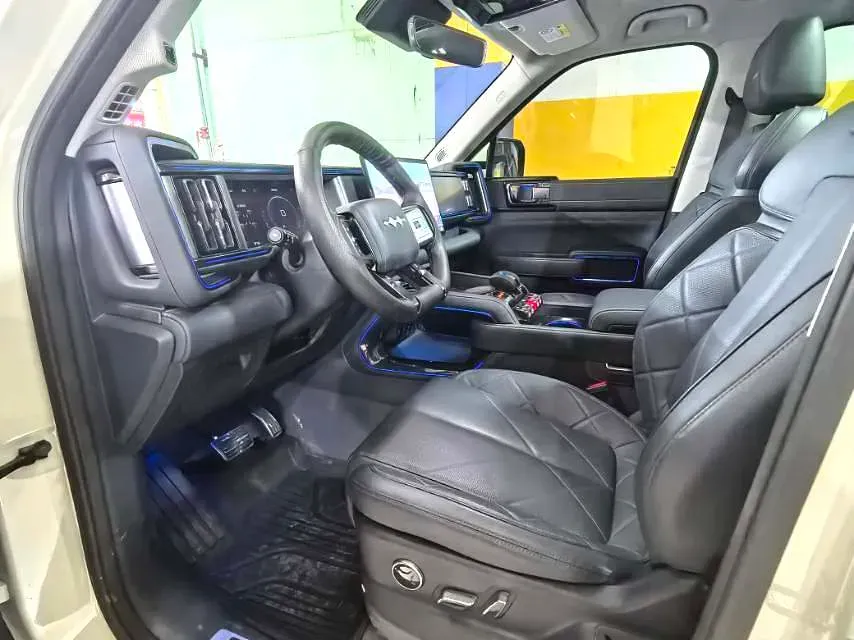 2023 FangChengBao Bao 5 1.5T 194HP L4 E-CVT PHEV 31.8KWH,autocango,china used car exporter,china ev exporter,chinese used car exporter,chinese used ev exporter