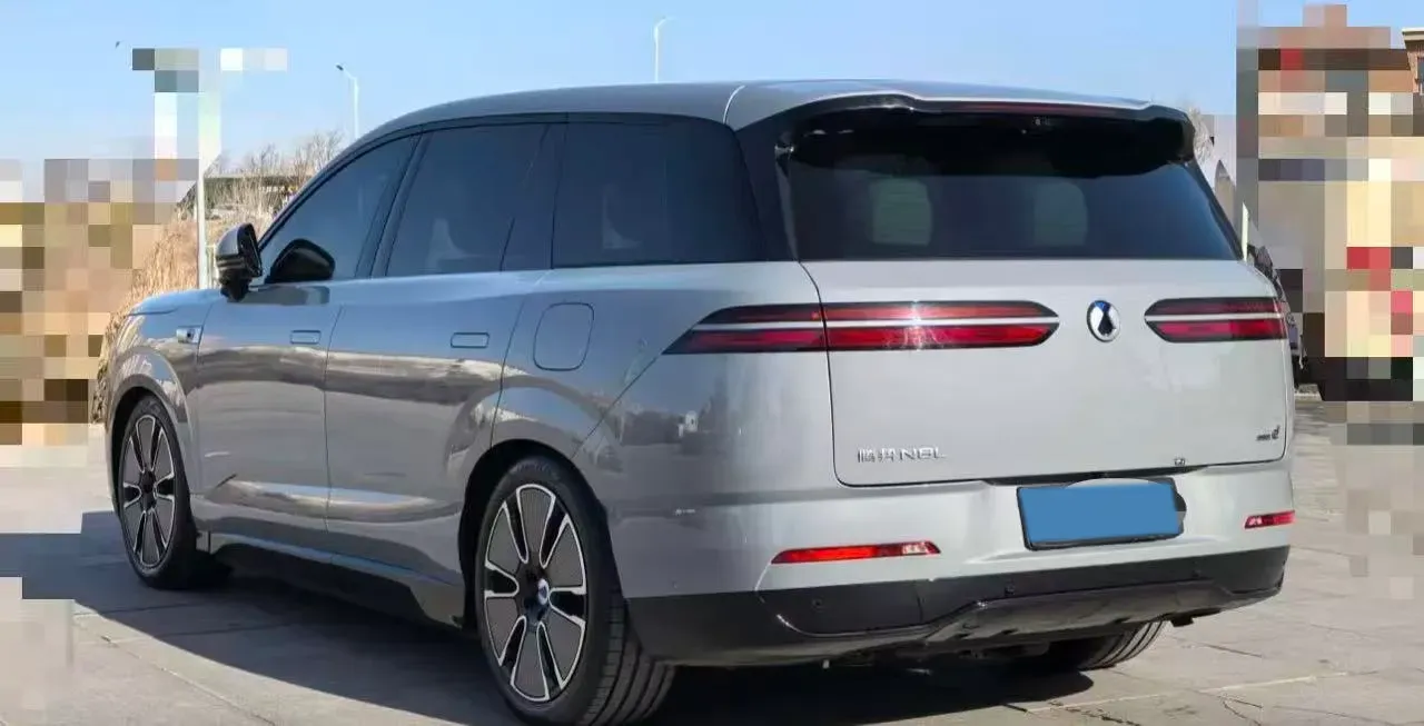 2025 Denza DenzaN8L 2.0T 207HP L4 E-CVT PHEV,autocango,china used car exporter,china ev exporter,chinese used car exporter,chinese used ev exporter