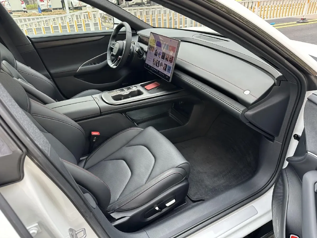 2024 MI SU7 BEV 94.3KWH,autocango,china used car exporter,china ev exporter,chinese used car exporter,chinese used ev exporter