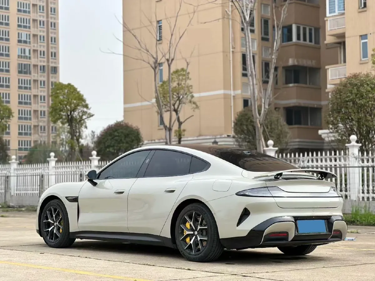 2024 MI SU7 BEV 73.6KWH,autocango,china used car exporter,china ev exporter,chinese used car exporter,chinese used ev exporter