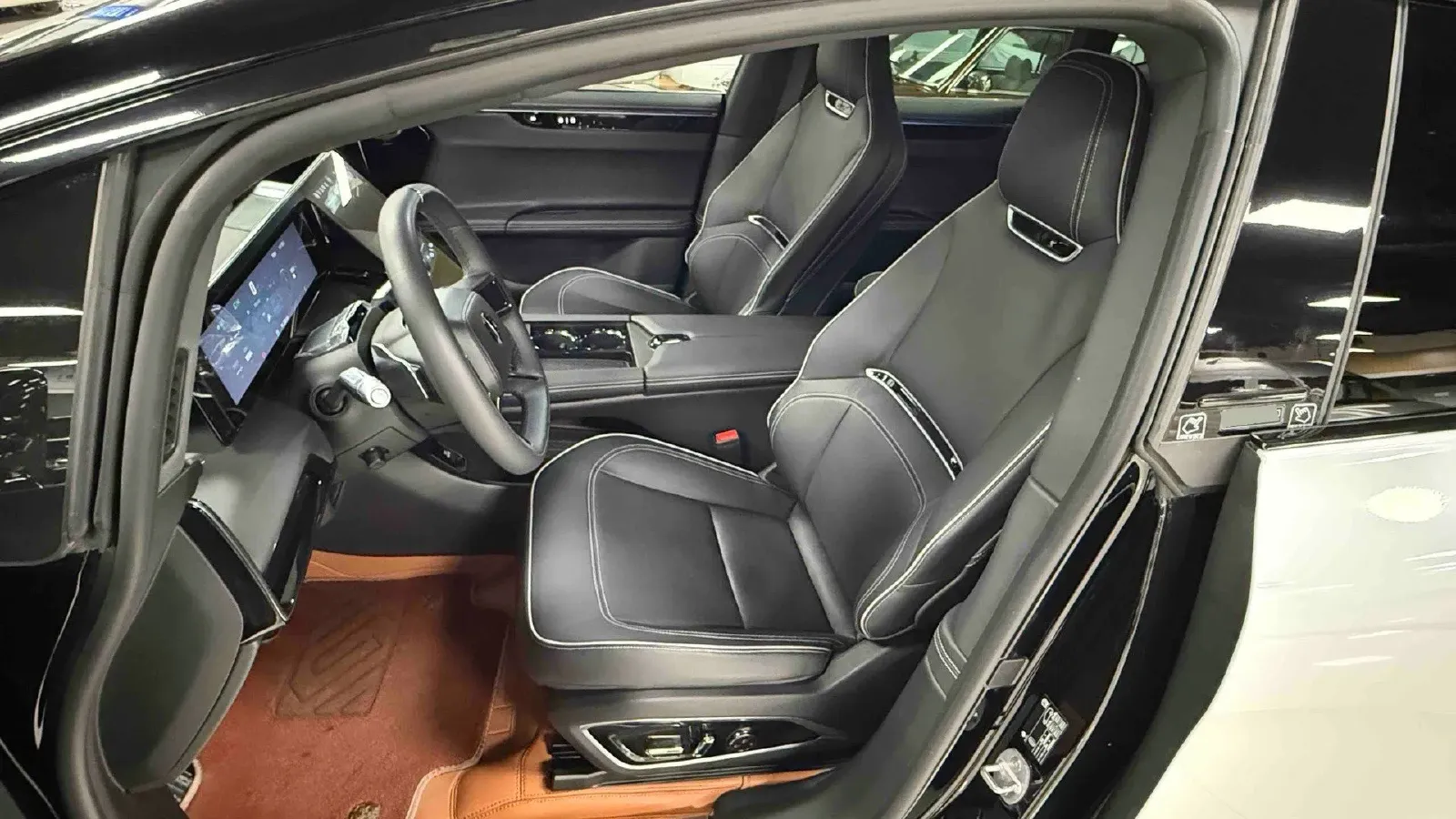 2022 HiPhi X BEV 97KWH,autocango,china used car exporter,china ev exporter,chinese used car exporter,chinese used ev exporter