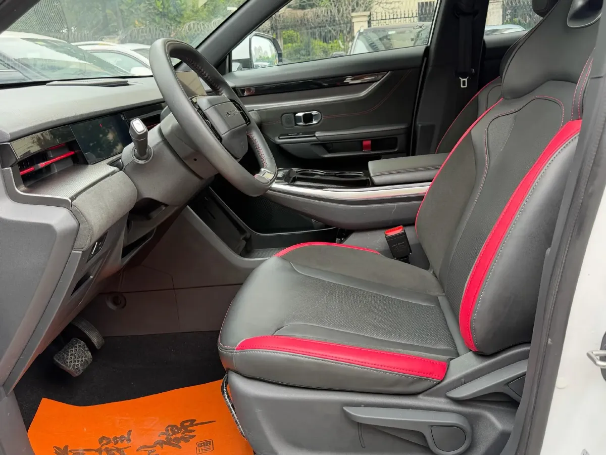 2022 Jetour DASHING 1.6T 197HP L4 7DCT,autocango,china used car exporter,china ev exporter,chinese used car exporter,chinese used ev exporter