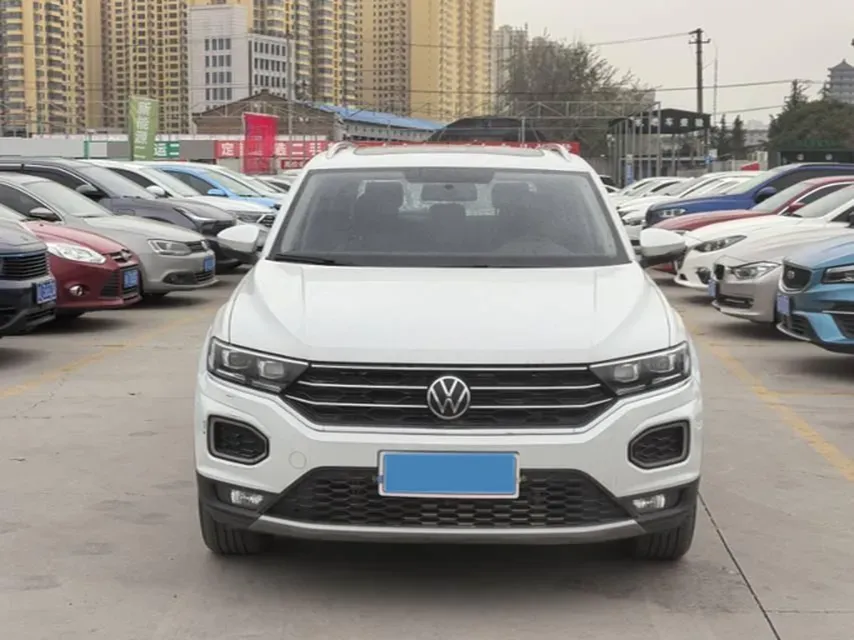 2022 Volkswagen T-Roc 1.4T 150HP L4 7DCT,autocango,china used car exporter,china ev exporter,chinese used car exporter,chinese used ev exporter