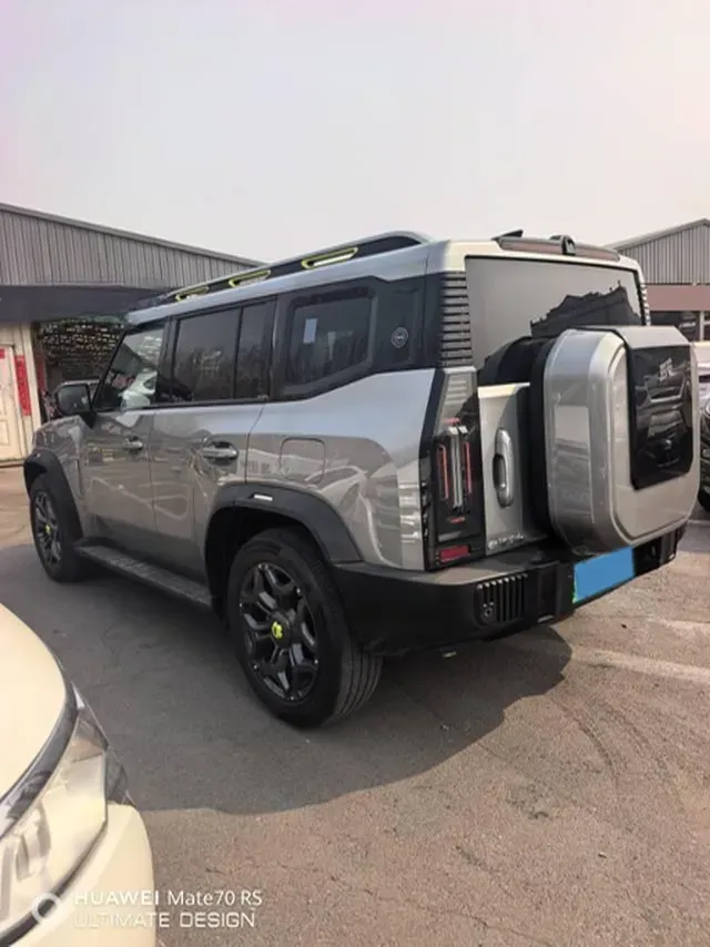 2024 Jetour ShanHai TravellerC-DM 1.5T 156HP L4 3DHT PHEV 43.24KWH,autocango,china used car exporter,china ev exporter,chinese used car exporter,chinese used ev exporter