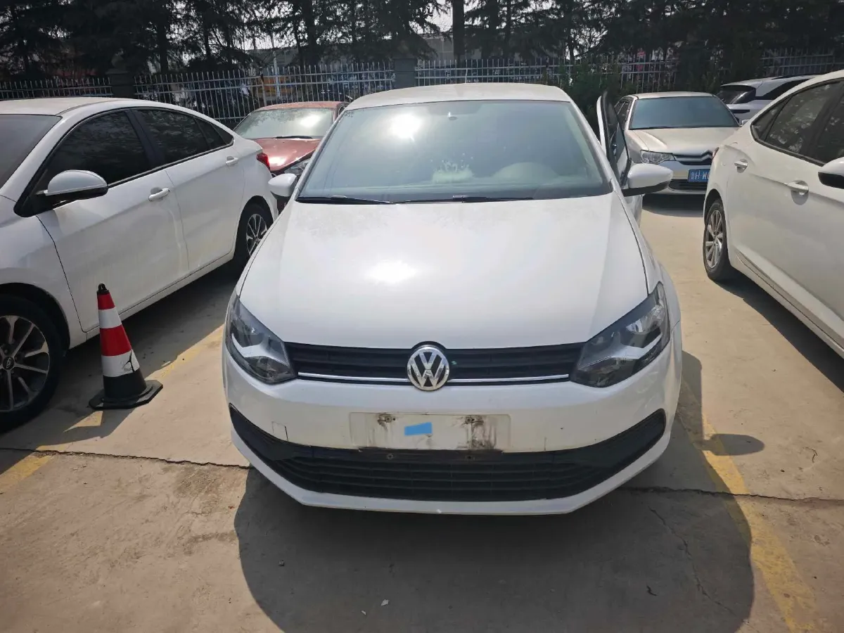 2016 Volkswagen Polo 1.4L 90HP L4 6AT,autocango,china used car exporter,china ev exporter,chinese used car exporter,chinese used ev exporter