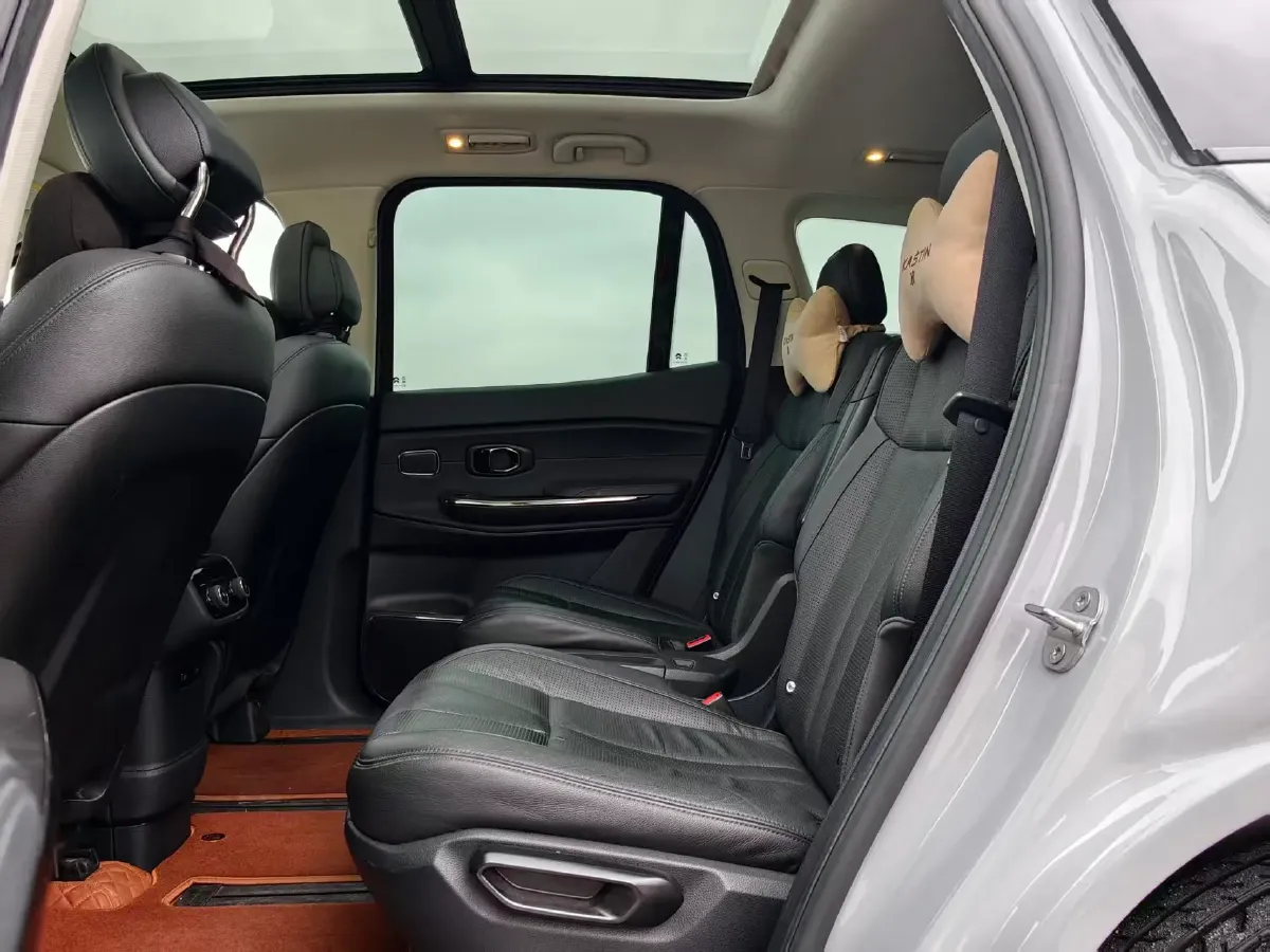 2020 NIO ES8 BEV 100KWH,autocango,china used car exporter,china ev exporter,chinese used car exporter,chinese used ev exporter