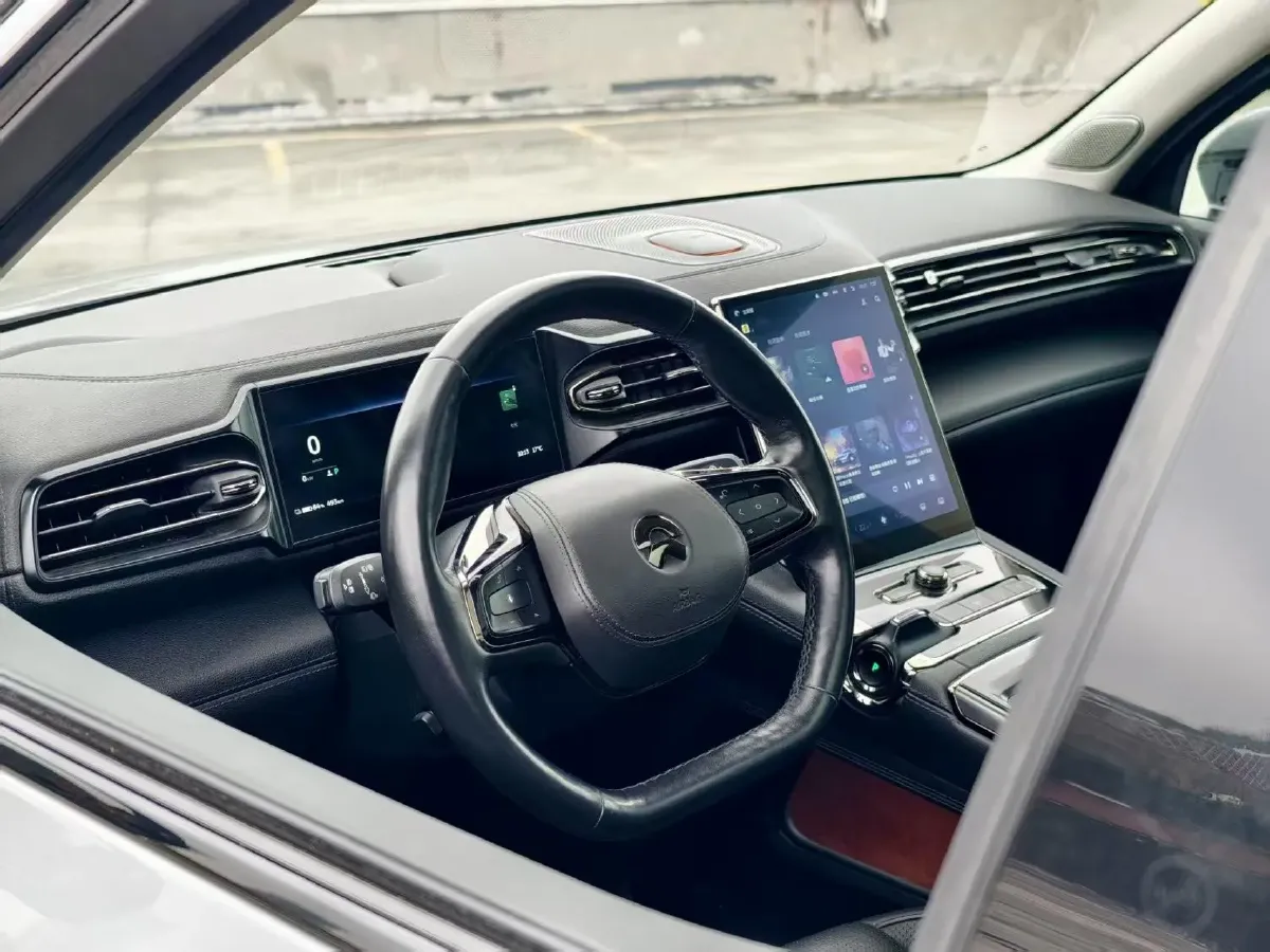 2020 NIO ES8 BEV 100KWH,autocango,china used car exporter,china ev exporter,chinese used car exporter,chinese used ev exporter