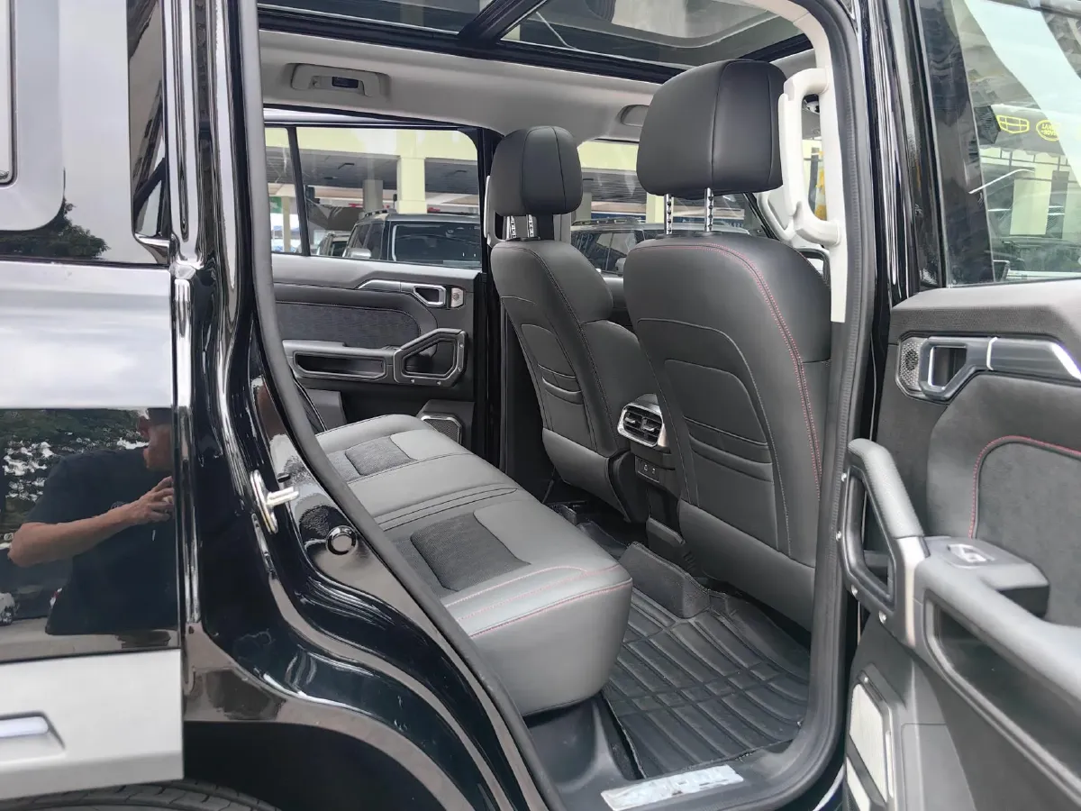 2026 Jetour Traveller 2.0T 254HP L4 7DCT,autocango,china used car exporter,china ev exporter,chinese used car exporter,chinese used ev exporter