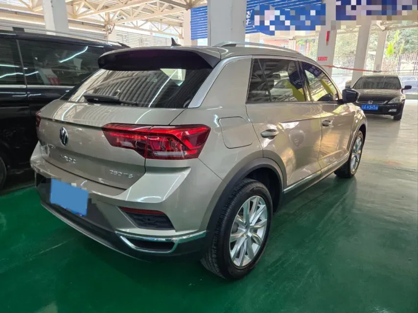 2022 Volkswagen T-Roc 1.4T 150HP L4 7DCT,autocango,china used car exporter,china ev exporter,chinese used car exporter,chinese used ev exporter