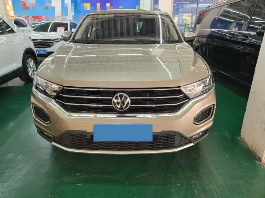 2022 Volkswagen T-Roc 1.4T 150HP L4 7DCT,autocango,china used car exporter,china ev exporter,chinese used car exporter,chinese used ev exporter