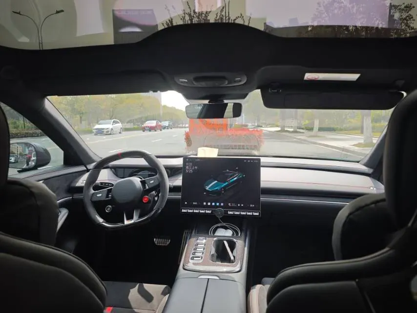 2025 MI SU7 Ultra BEV 93.7KWH,autocango,china used car exporter,china ev exporter,chinese used car exporter,chinese used ev exporter