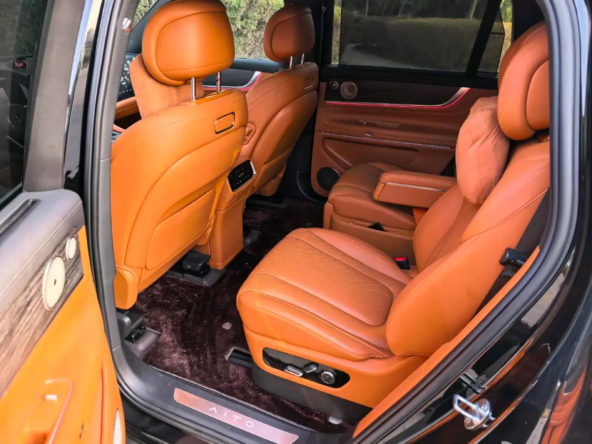 2024 HIMA AITO M9 1.5T 152HP L4 REEV 52KWH,autocango,china used car exporter,china ev exporter,chinese used car exporter,chinese used ev exporter