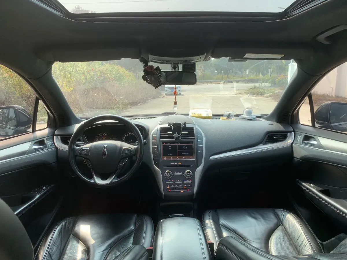 2019 Lincoln MKC 2.0T 203HP L4 6AT,autocango,china used car exporter,china ev exporter,chinese used car exporter,chinese used ev exporter