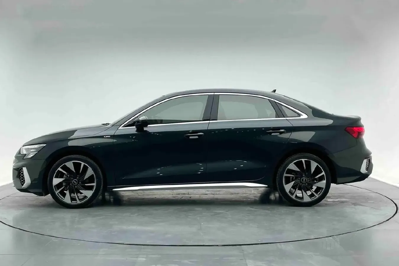 2022 Audi A3 1.4T 150HP L4 7DCT,autocango,china used car exporter,china ev exporter,chinese used car exporter,chinese used ev exporter