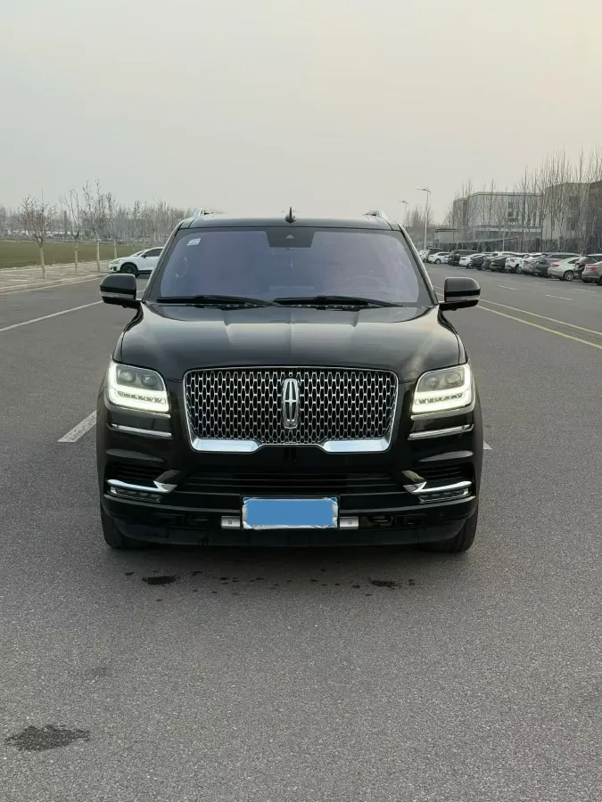 2020 Lincoln Navigator 3.5T 388HP V6 10AT,autocango,china used car exporter,china ev exporter,chinese used car exporter,chinese used ev exporter