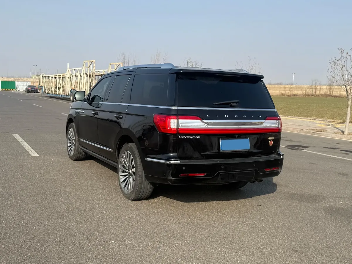 2020 Lincoln Navigator 3.5T 388HP V6 10AT,autocango,china used car exporter,china ev exporter,chinese used car exporter,chinese used ev exporter