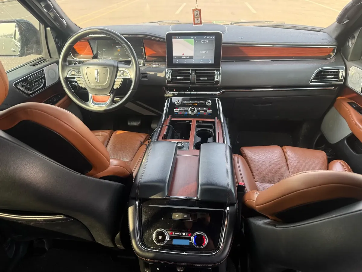 2020 Lincoln Navigator 3.5T 388HP V6 10AT,autocango,china used car exporter,china ev exporter,chinese used car exporter,chinese used ev exporter