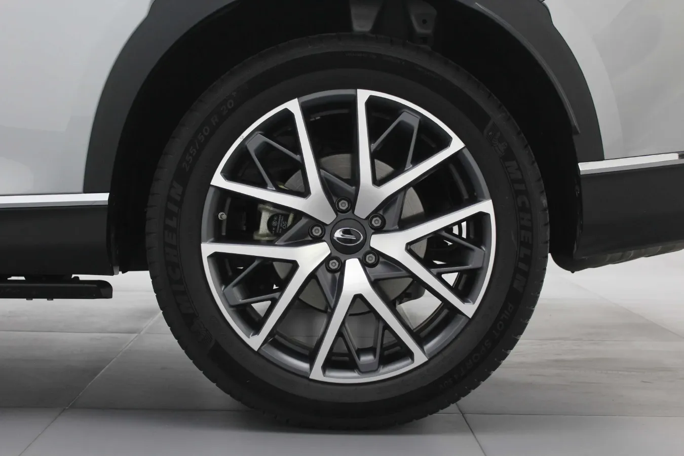 2022 GAC Trumpchi GS8 2.0T 252HP L4 8AT,autocango,china used car exporter,china ev exporter,chinese used car exporter,chinese used ev exporter