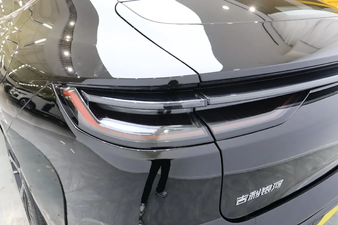 2025 Geely Galaxy E8 BEV,autocango,china used car exporter,china ev exporter,chinese used car exporter,chinese used ev exporter