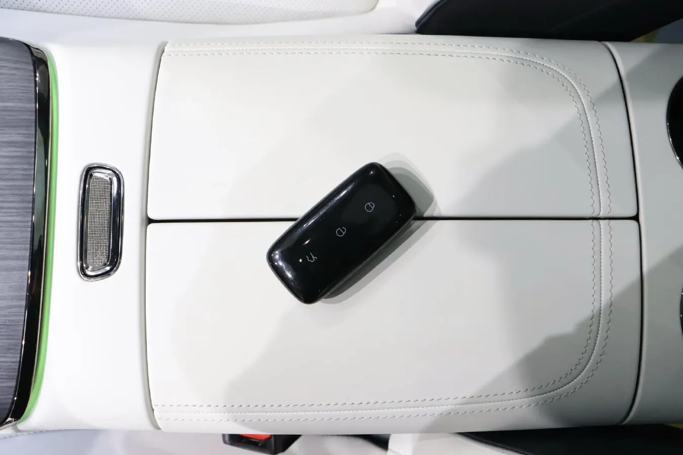 2025 Geely Galaxy E8 BEV,autocango,china used car exporter,china ev exporter,chinese used car exporter,chinese used ev exporter