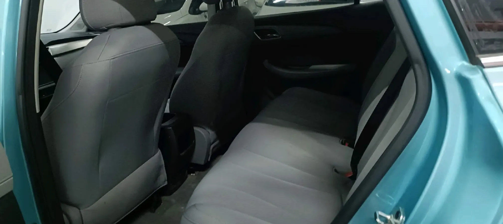 2021 Roewe Ei5 BEV 61.1KWH,autocango,china used car exporter,china ev exporter,chinese used car exporter,chinese used ev exporter