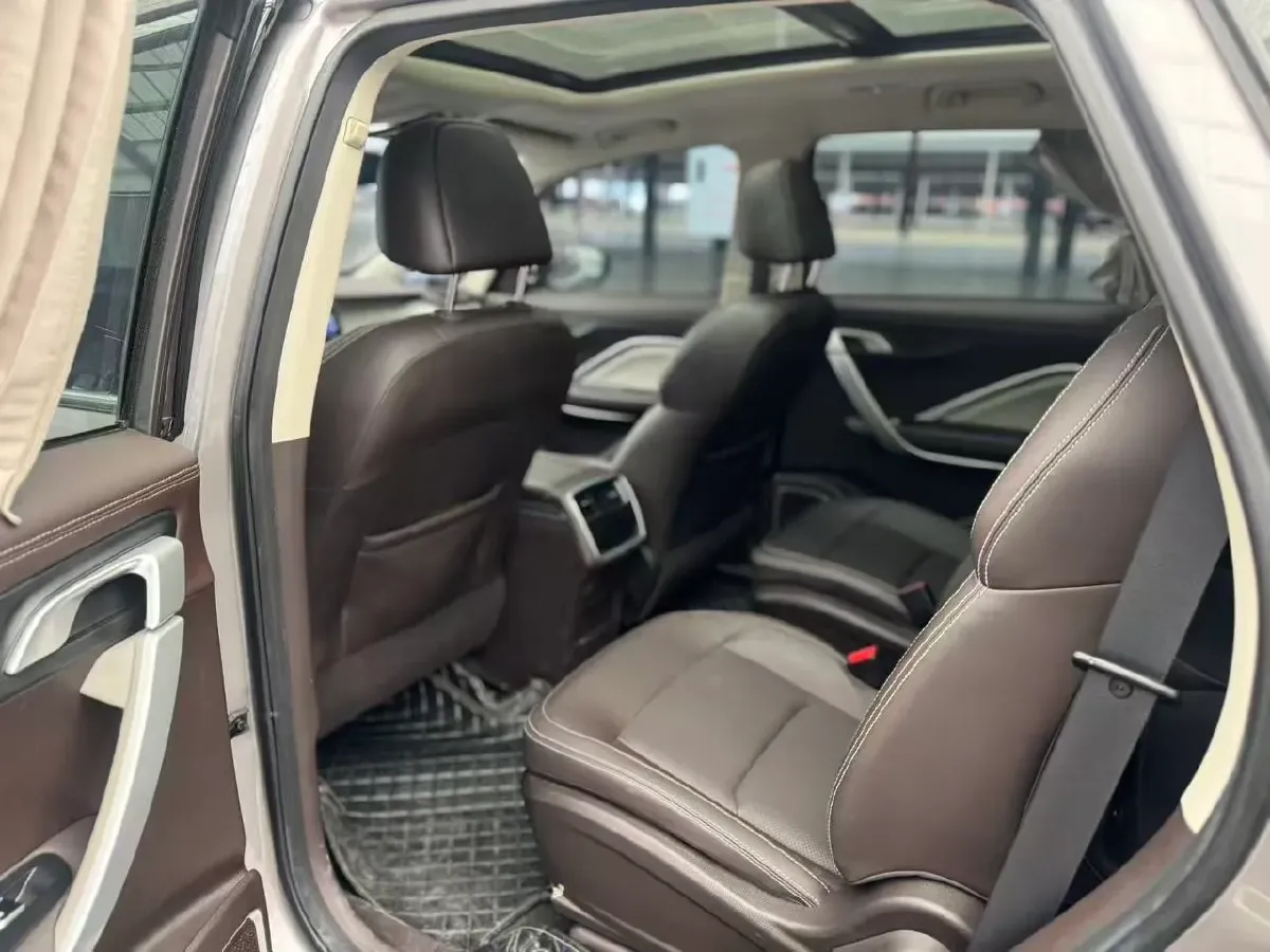 2021 Geely JiaJi 1.8T 184HP L4 7DCT,autocango,china used car exporter,china ev exporter,chinese used car exporter,chinese used ev exporter