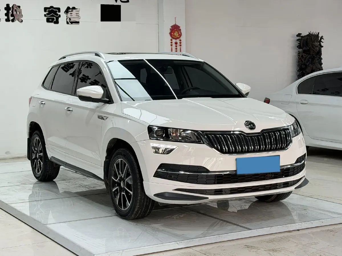 2022 Skoda Karoq 1.4T 150HP L4 7DCT,autocango,china used car exporter,china ev exporter,chinese used car exporter,chinese used ev exporter