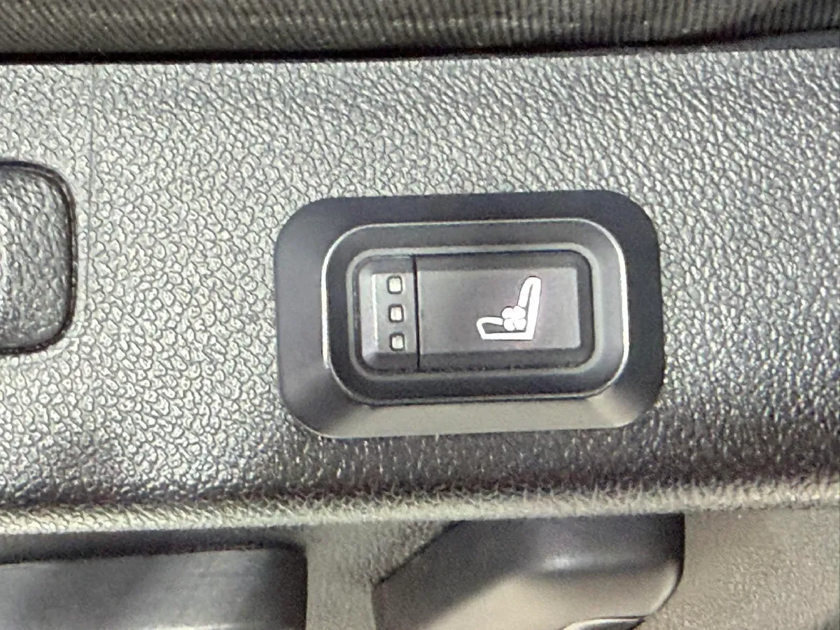 2022 Skoda Karoq 1.4T 150HP L4 7DCT,autocango,china used car exporter,china ev exporter,chinese used car exporter,chinese used ev exporter