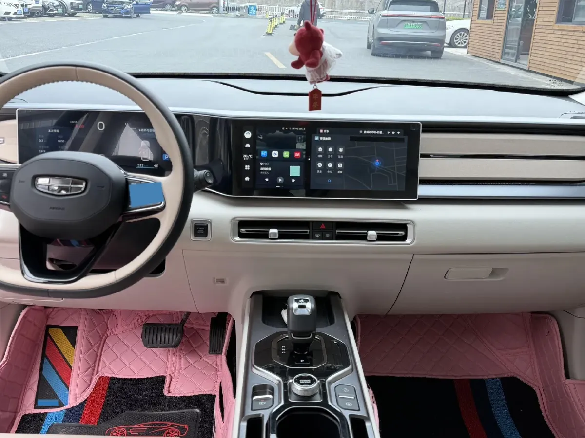 2023 Geely ICON 1.5T 181HP L4 7DCT,autocango,china used car exporter,china ev exporter,chinese used car exporter,chinese used ev exporter