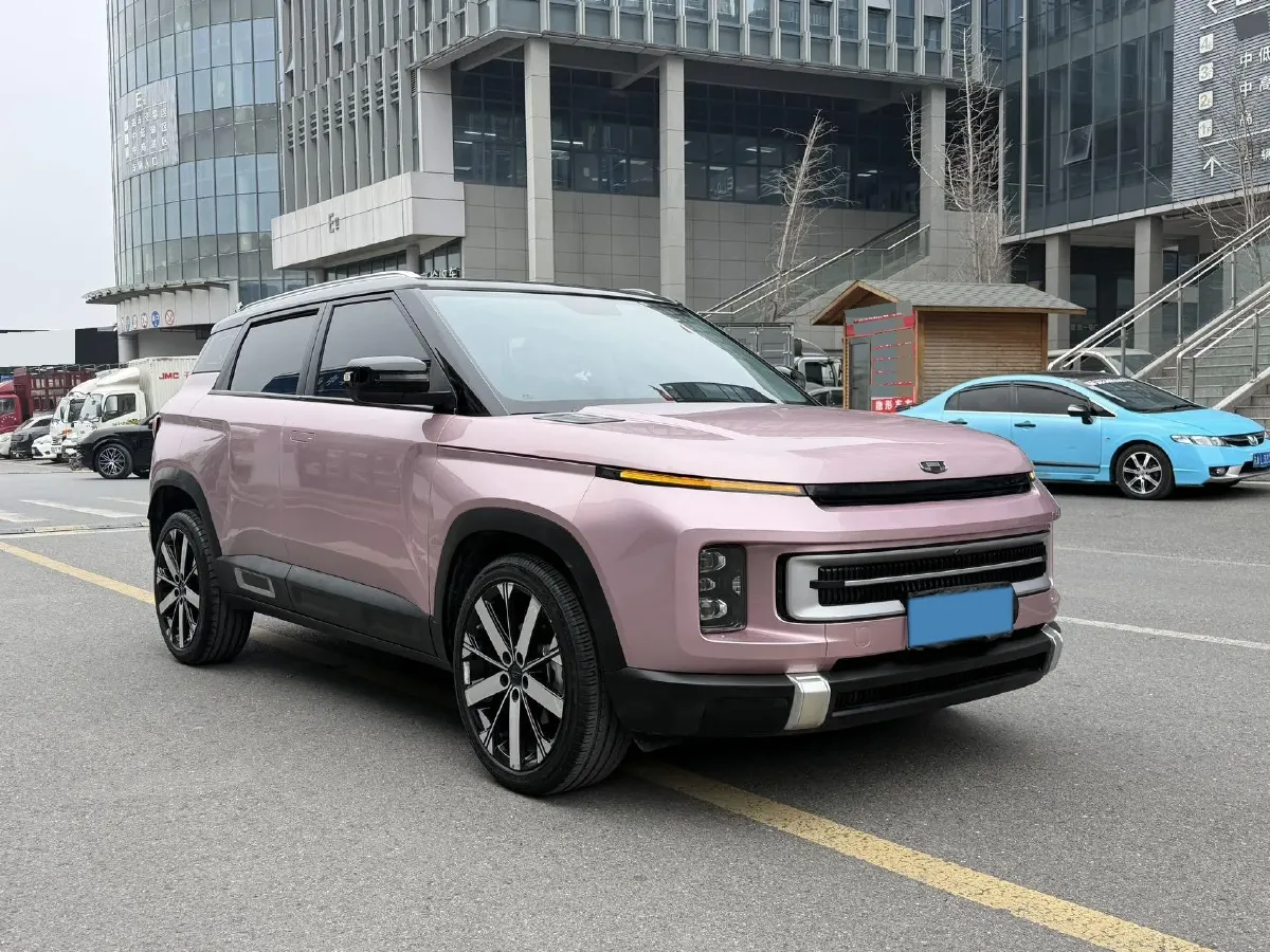 2023 Geely ICON 1.5T 181HP L4 7DCT,autocango,china used car exporter,china ev exporter,chinese used car exporter,chinese used ev exporter