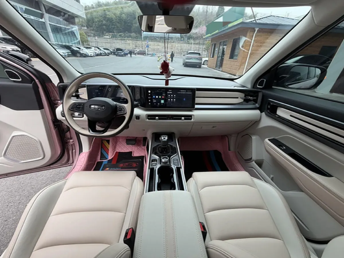 2023 Geely ICON 1.5T 181HP L4 7DCT,autocango,china used car exporter,china ev exporter,chinese used car exporter,chinese used ev exporter