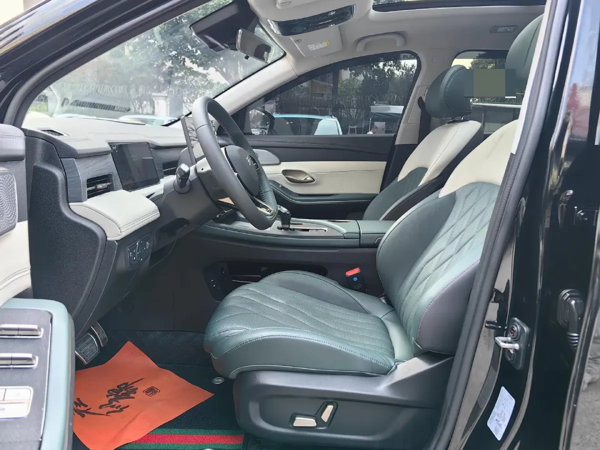 2023 Jetour X70 2.0T 254HP L4 7DCT,autocango,china used car exporter,china ev exporter,chinese used car exporter,chinese used ev exporter