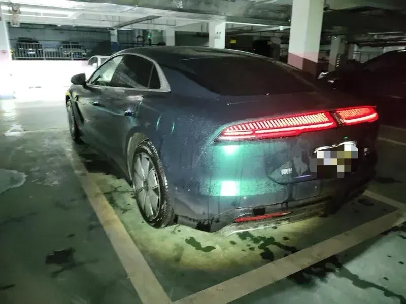 2025 YangWang U7 BEV 135.5KWH,autocango,china used car exporter,china ev exporter,chinese used car exporter,chinese used ev exporter